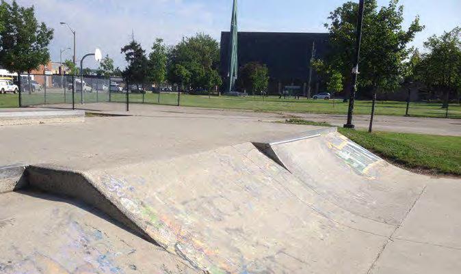 Page 9 of 128 PARKDALE PARK, HAMILTON, ON L8H 7R5 SITE 4 - PARKDALE SKATEPARK Parkdale Skatepark - 1770 Main St E, Hamilton, ON L8H 1E3 Day of the week & time of the visit: Weather & conditions on