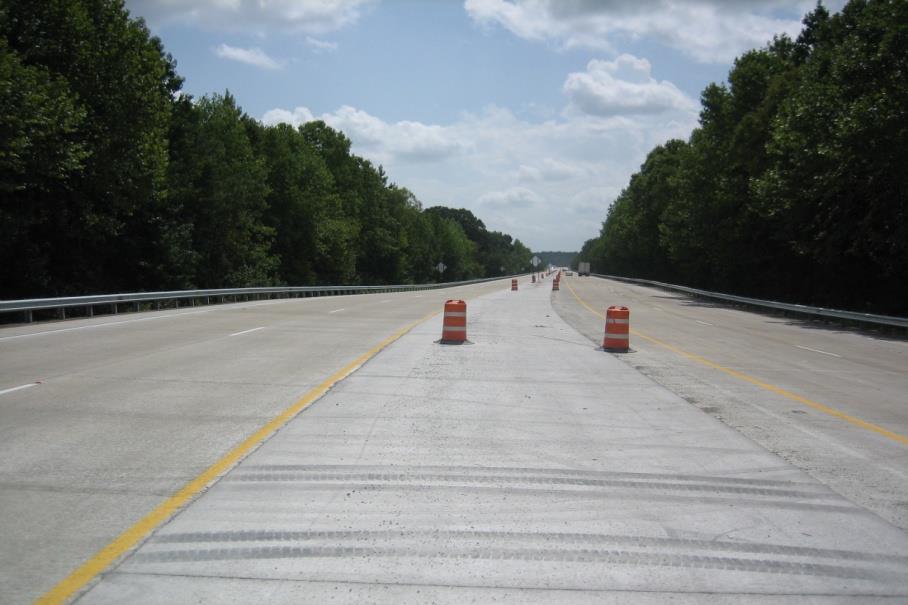 use of RCC in travel way in United States Project won 2007 SCAN Quality Award for concrete pavement