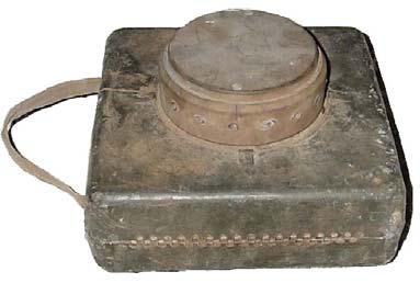 8.8 PRB M3 and PRB M3A1 Anti-Tank blast mine: 6 kg TNT/RDX/Al The PRB M3 is a large AT blast mine with a thin plastic case that is stitched together on the sides.