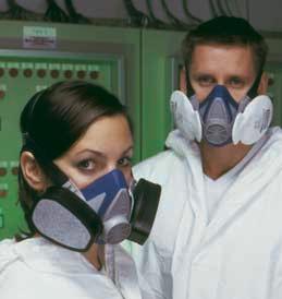 Working with production materials and handling chemical products requires the use of respiratory protective equipment.