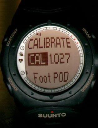 3. CALIBRATE THE WATCH Get into your running clothes, mount your footpod so that it cannot move on your shoe and find a 400 metre athletic court. Ask permission to do a test run.
