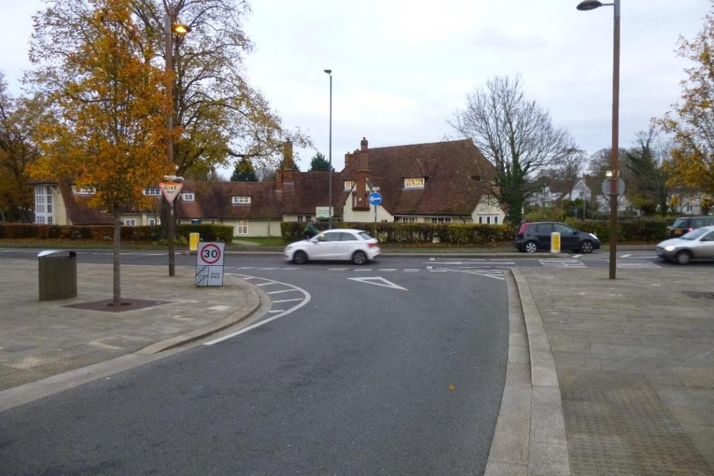 iii. Enable right turn at eastern end of Leys Avenue. Currently, all traffic is banned from turning right at the eastern end of Leys Avenue.