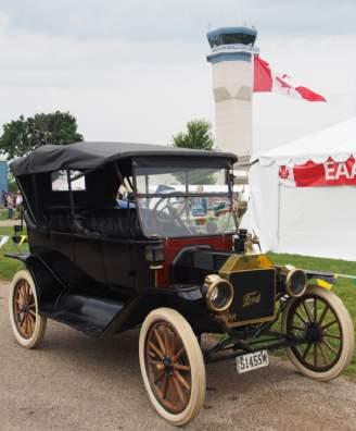 P a g e 4 Model T Ford Club of America board member Keith Gumbinger reported on past events in the MTFCA, including the Homecoming Celebration held June 3 and the dedication of the Bruce McCalley