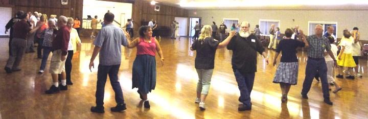 Square Dance Lessons by Tom and Liza Halpenny We have just completed our first month of the new Hopper square dance lessons format.