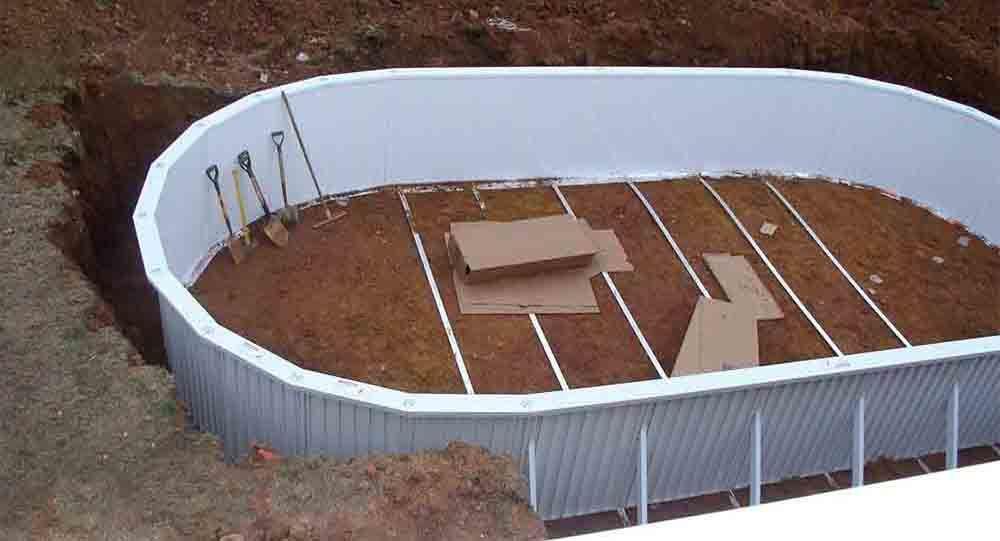 All the Aquasport 52 Oval Pools have buttresses and straps, to support the long straight sides of the pool. See them in this partially built semi inground oval installation.