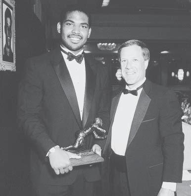 UCLA AWARD WINNERS JONATHAN OGDEN 1995 OUTLAND TROPHY WINNER Member of the class of 2013 Pro Football Hall of Fame Selected for National Football Foundation Hall of Fame in 2012 Member of 01 Super