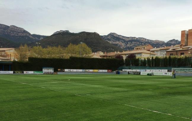 2. MATERIAL AND METHODS Tests were conducted on two football pitches. In this section we present the characteristics of the two fields and the measurement procedures used to assess them. 2.1.