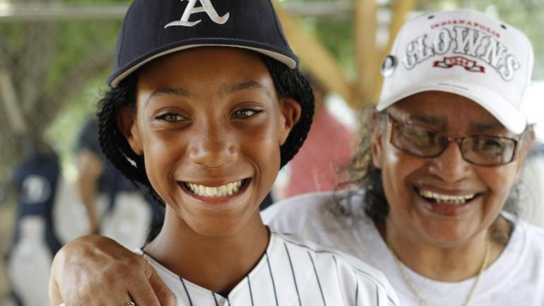 Mo ne Davis & Mamie Peanut Johnson What would it mean for a woman to