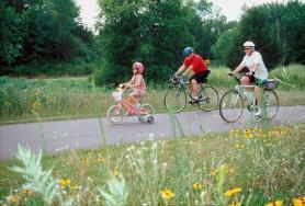 Hennepin County Bicycle Transportation Plan Goals RIDERSHIP Promote the bicycle