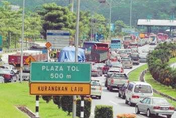 Rest assured, this will take half-an-hour more than just paying up for the RM2.10 for both Federal Highway tolls.