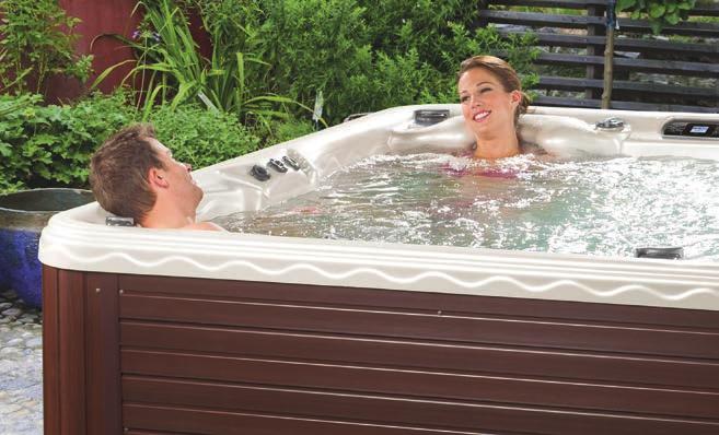 ESTATE Deluxe SERIES Surround yourself with beautiful design and deluxe features in an Estate Series spa.
