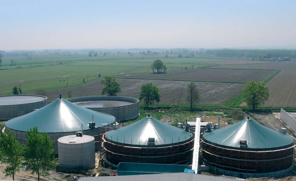The double-shell CENO biogas roof that is mounted onto an existing basin, consists of an external membrane which provides the outer shape, and an internal membrane that seals the digester gas-tight.