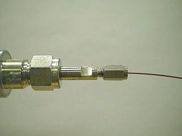Prevent Figure 7-20. Normal connection of column to Clarus MS transfer line. 4.