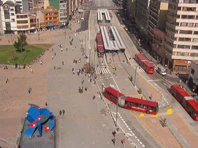 In Medellín, another Colombian city, an elevated and surface rail system was built at a cost of $ 2900 million.