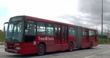 Impacts of BRT in Bogotá, Colombia Faster trips - 32% reduction in average trip times for TransMilenio users (from 12-18Km/h to 26.