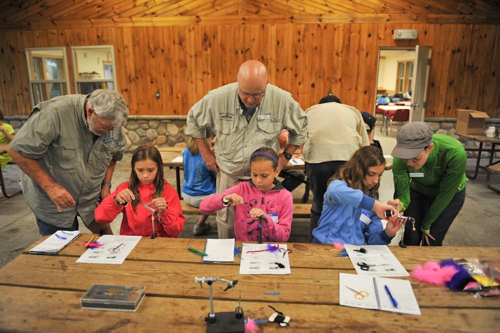 STREAM Girls Volunteer Guide A guide for TU Volunteers Trout Unlimited is excited to partner with Girl Scouts and offer this curriculum for exploration of a local stream.