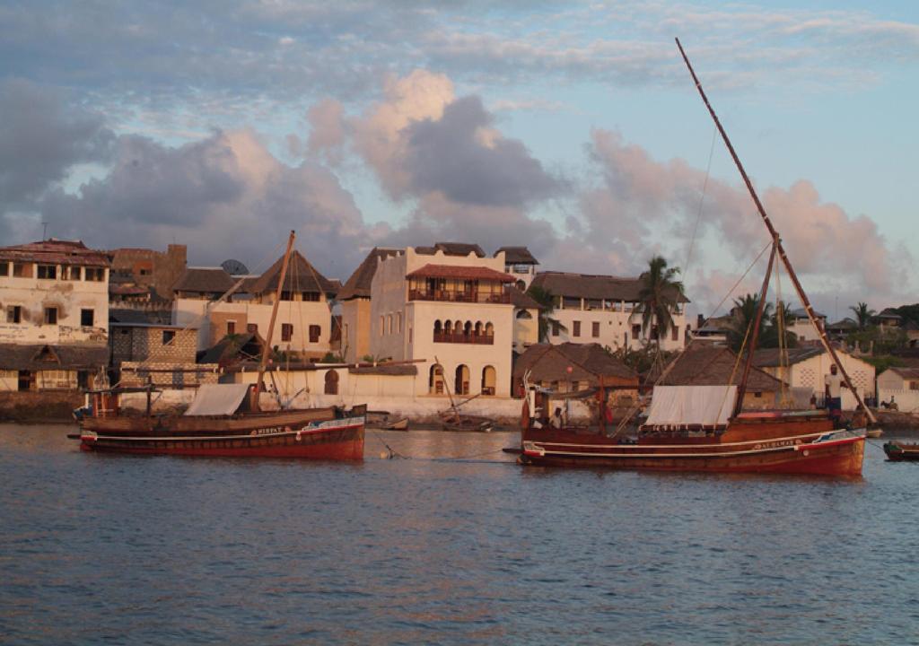 DAY 2 LAMU HOUSE LAMU ISLAND Breakfast at Lamu House. Take the morning to plan your day with your guide.
