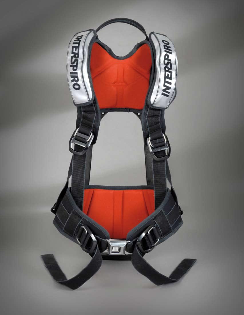 Robust rescue and carry handle Interchangeable hose holders Easy to operate cylinder band Ergonomic shoulder straps