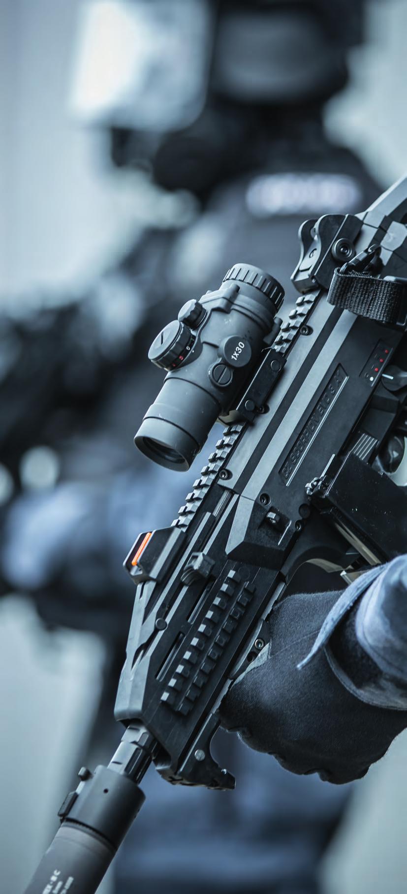 The design of the EVO 3 A1 makes it a very adaptive and versatile platform, giving players the option to add optics, grips and other devices to enhance their Airsoft experience.