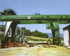 ALTHOUGH THE BASIC DESIGN OF UTILITY CRANES IS ESSENTIALLY THE SAME AS WHITING INDUSTRIAL CRANES, UTILITY CRANES DIFFER SOMEWHAT IN CERTAIN PERFORMANCE