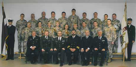 Pēctecību militāro speciālistu (ārstu) sagatavošanā nodrošina NAA organizētais Vecākā virsnieka speciālista (ārsta) kurss, kura programma apstiprināta ar MVP komandiera 2008. gada 13.