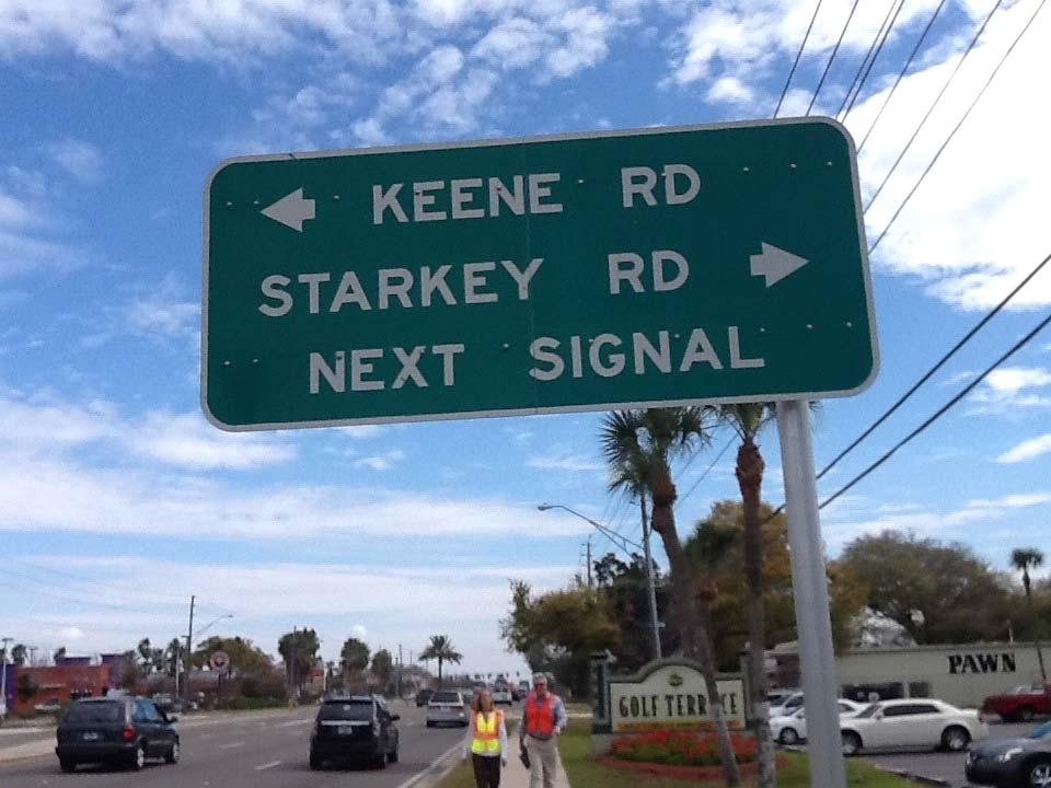 18 Approach to Keene Road Advance street name sign Provide advance signs for other signals Keene Road is the only signal along the study corridor that