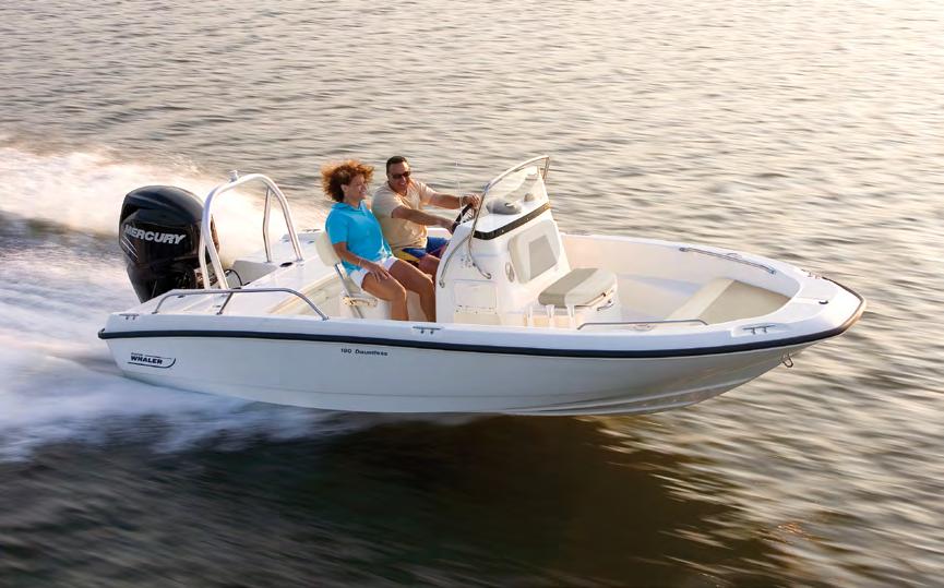 deck, an optional front console livewell, and optional pedestal fishing seats and trolling motor panel.