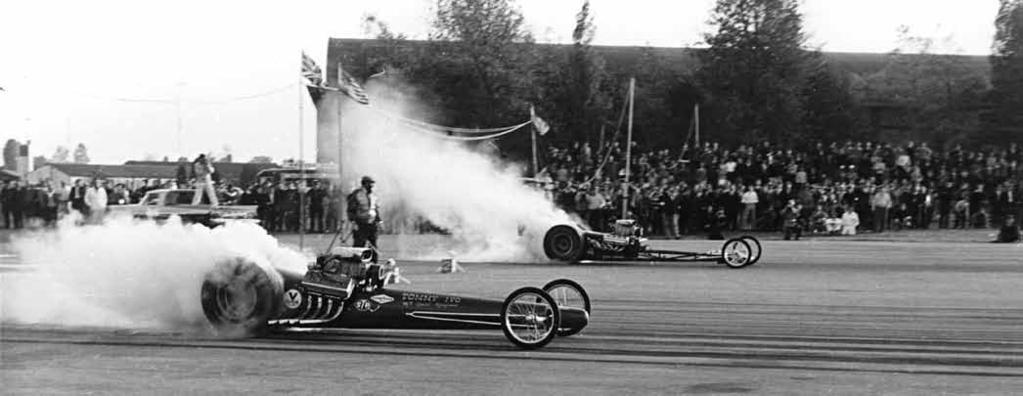 Warming up 1960-1965 Garlits new-style upswept zoomie headers blew the tyre smoke off the tyres, while Ivo enjoyed blasting away past eager photographers with his noisier weed burners.