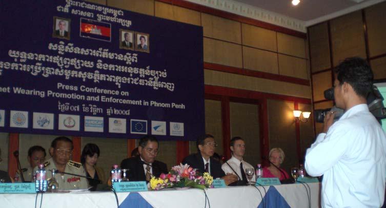Picture 9: Helmet Press Conference in November, 2008 @Chenda Sem HIB 2.