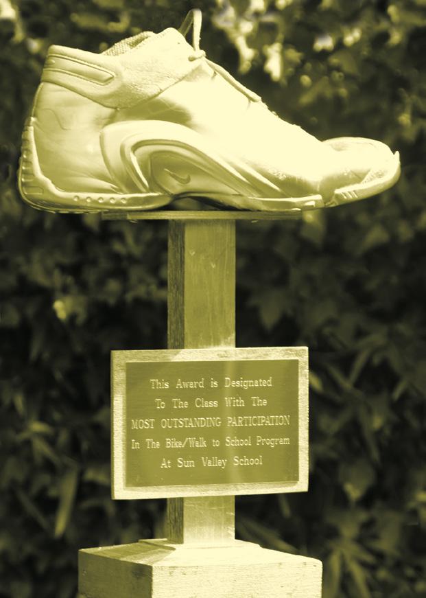 How to Make a Golden Sneaker Award This method is suggested by a team leader, but as long as you can figure out a way to mount a painted sneaker on a post, you re golden!