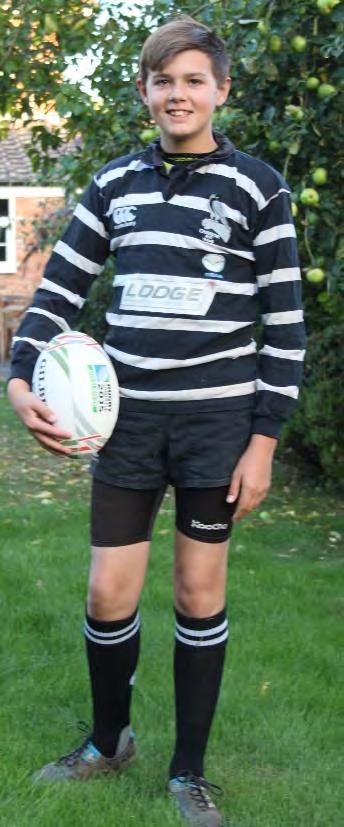 Youth Kit Chinnor shirt (black with white hoops) (provided to U13s and above) Black shorts Club socks (black with white hoops) Rugby boots (with approved kite-mark studs) Gum shield, essential for U9
