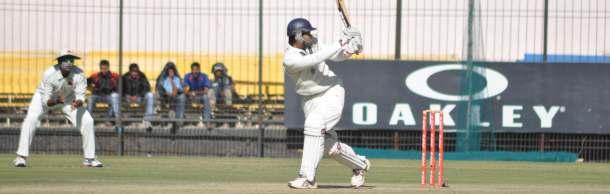 N E W S & E V E N T S... Ishwar Pandey in action BCCI SEASON 2012-13 Ranji Trophy : With the changed structure of the tournament, MP was placed in the group A of the league stage for the Ranji Trophy.