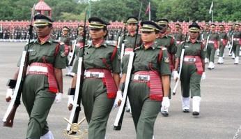 Women can join Territorial Army : HC Women can now join the Territorial Army. Delhi High Court quashed the Centre's advertisements excluding them from being recruited.