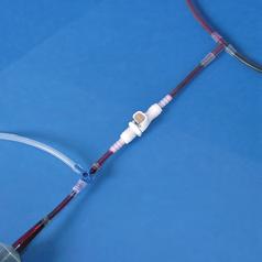 Ensure the AAA is securely attached to the blood flow connectors.