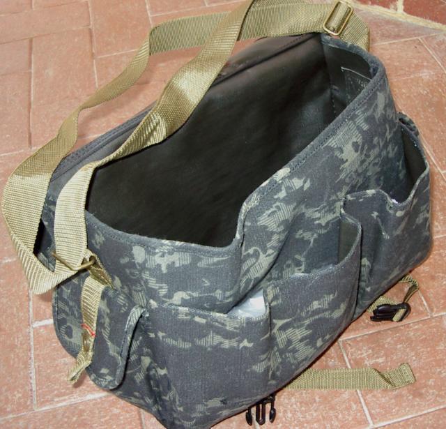Camo Bags & Back Pack Chair MEDIUM Medium Code 3680 Nicely deigned bag for