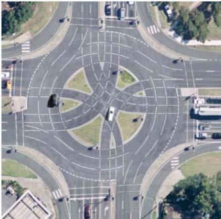 Intersection type High-speed signalised roundabout Comments Applicable to high-speed arterials, typically found in outer metropolitan areas.