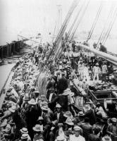 The Workers A steamer carrying laborers from Barbados arrives in Colón.