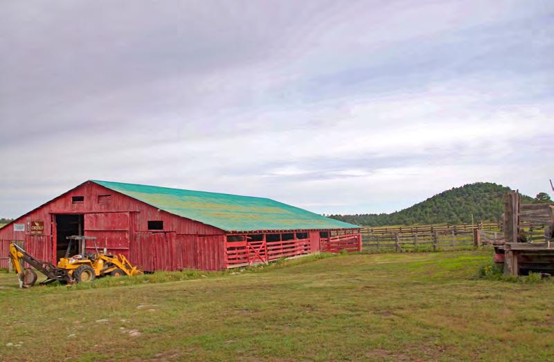 A 4 bedroom, 1 bath, bunkhouse provides room for additional ranch guests or clients.