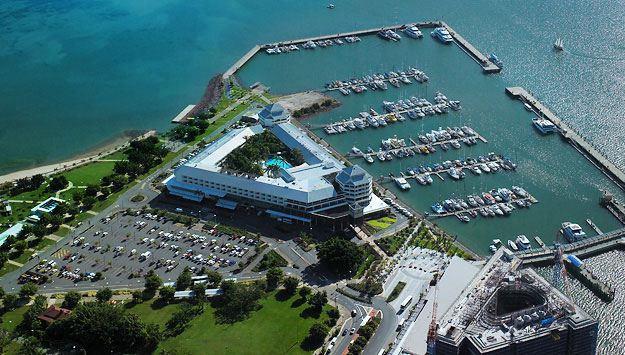 Day 7 Evening Cairns Settle into your room at the Shangri-La Cairns Take the time to explore the casino and the marina or relax and unwind.