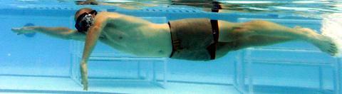 1.4.4 Full Catch Position the arm to allow the swimmer to
