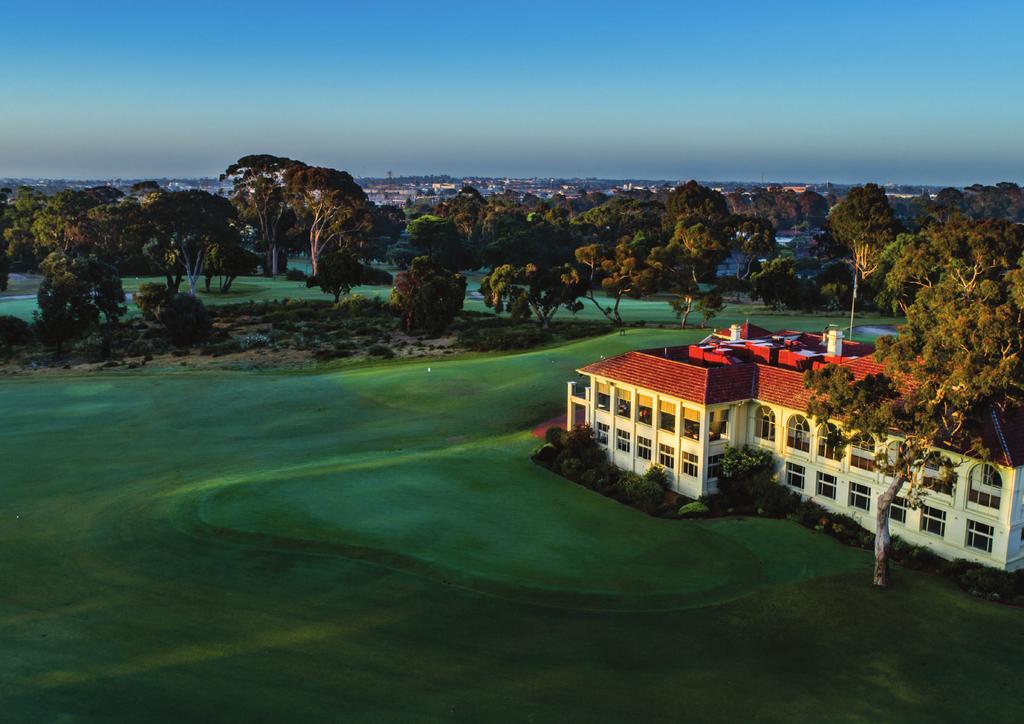 Location & Contact Details Commonwealth Golf Club is located in the south-eastern suburbs of Melbourne, just 20 mins from the CBD, and is easily assessable via the Monash Freeway, Dandenong