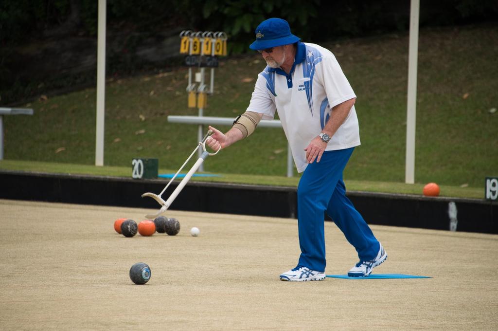 There are a number of Bowlers Arm s approved by BA s National Officiating Advisory Group (NOAG) for players to use.