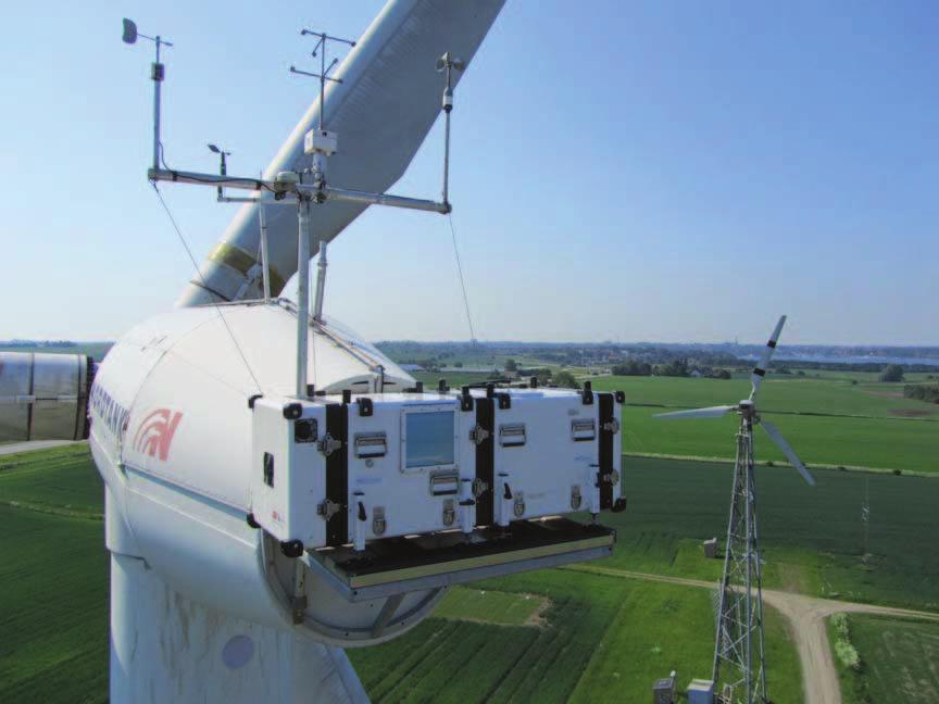 Figure 109: Test site at DTU Wind Energy, Risø campus, with SWE scanner installed on the Nordtank turbine (left).
