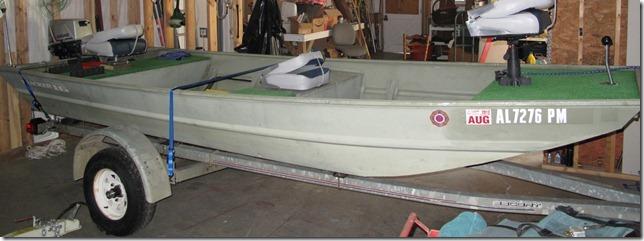 This Tracker 16 Sportsman all-aluminum, welded-seam boat is not a flimsy boat.