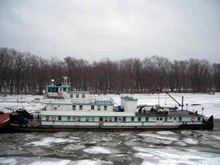 Operate in all types of conditions Towboat Operating Conditions Operate 24/7, except in: