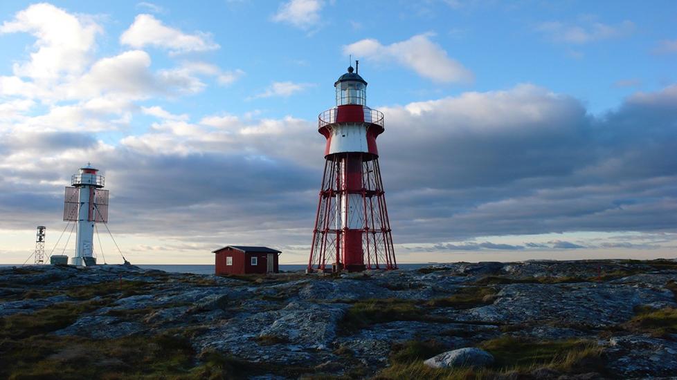 Måseskär historic lighthouse Fl(3) W 30s 20M 58-05,64N 011-19,83E Bsp Västkusten N 2016/s22, s23, Bsp