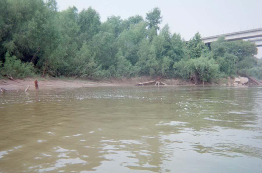 upstream); Aug 7-, ; D = 8cm, V = -cm.