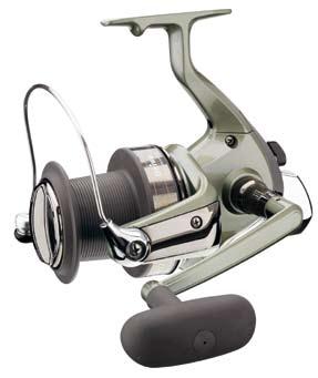 10145-451 4500 4 4,6:1 280/0,35 96cm 660g 10145-551 5500 4 4,6:1 270/0,45 101cm 680g Sea Fishing Reels SALTIGA 6500 H DOGFIGHT The bail is turned by hand.