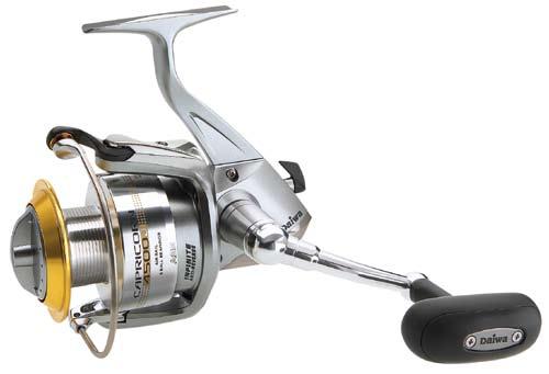fishing. The reel body is made of resilent aluminium that holds the gearing unit precisly inside. The large capacity of the spool enables to the use of strong braided lines.