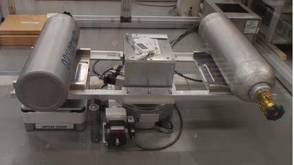 Measurement method of cylinder weight NMIJ weighing system Weighing a reference cylinder by lowering a arm reference sample 11.